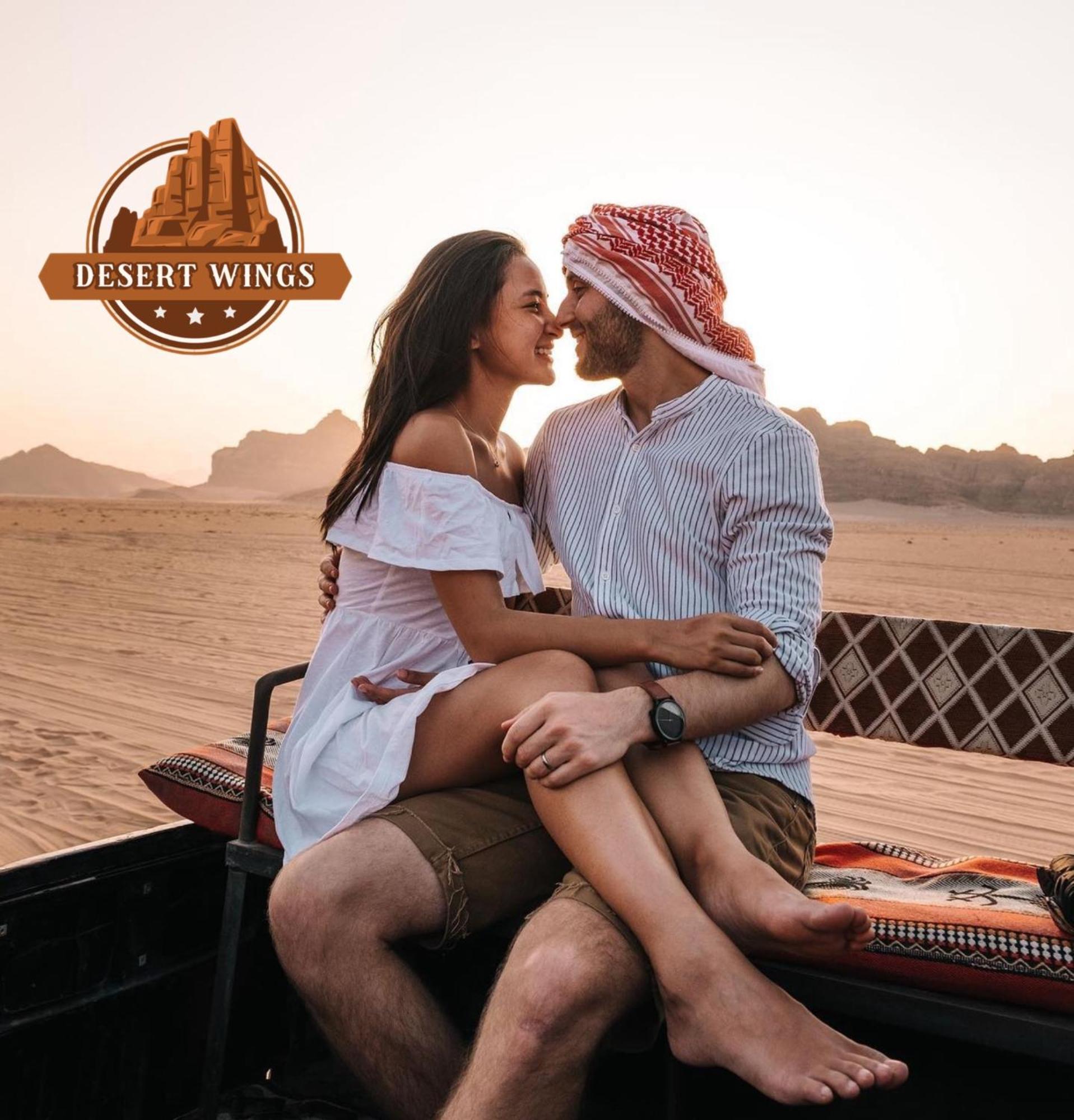 Rum Wings Bubble Luxury Camp ワディ ・ラム エクステリア 写真