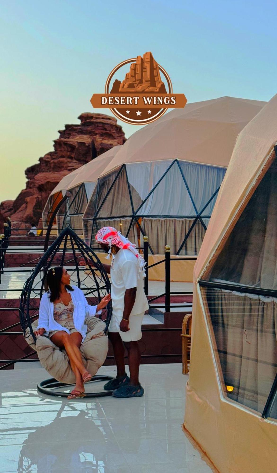 Rum Wings Bubble Luxury Camp ワディ ・ラム エクステリア 写真
